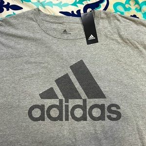 Short sleeves Adidas t-shirt